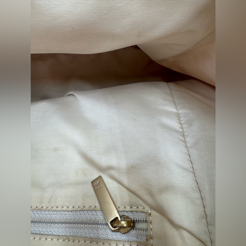 Chanel-Authentic- Travel Line Tote Bag Pink Blush - Picture 14 of 15